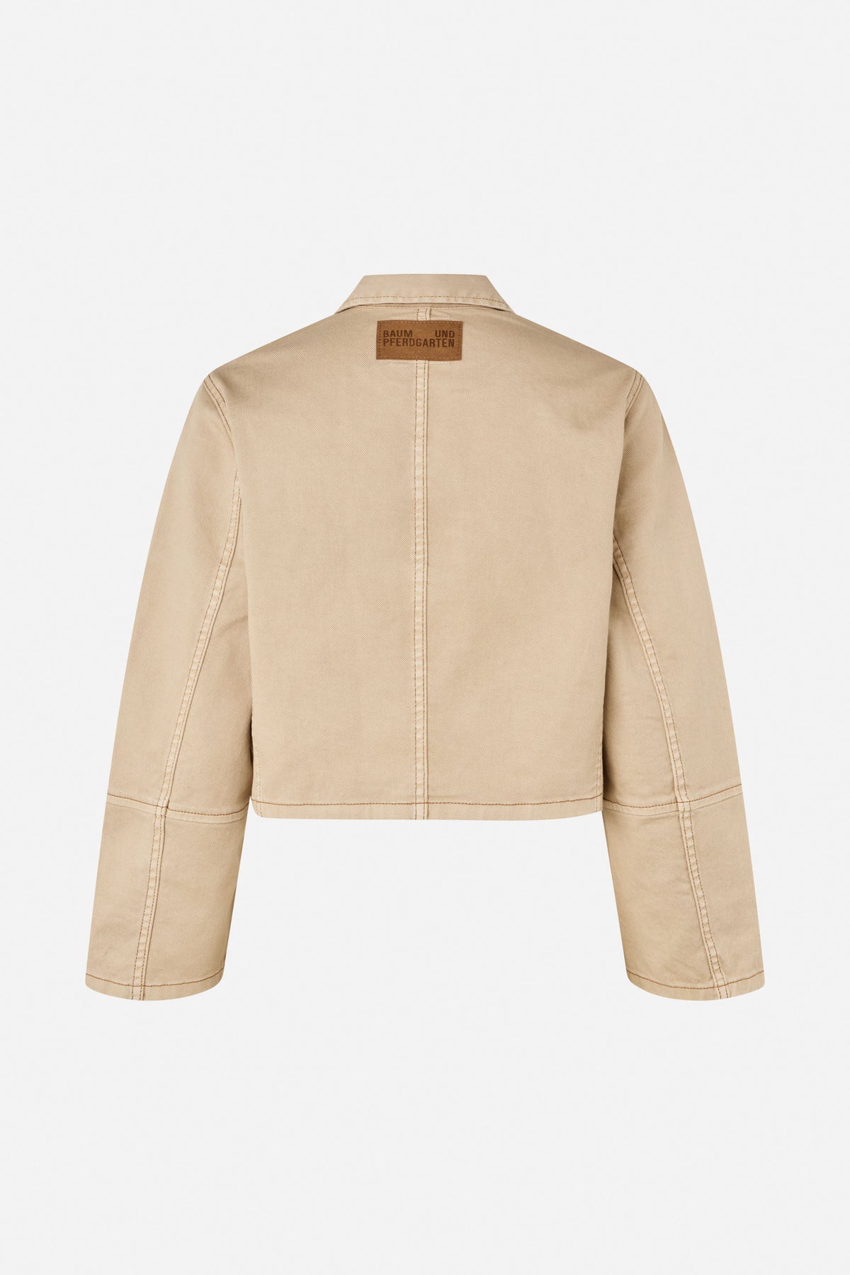 Back view of a sand-beige cropped jacket with a pointed collar, contrast stitching and a Baum und Pferdgarten label at the neck.