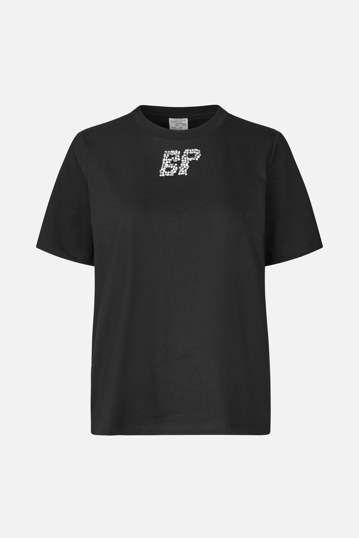 Vorderansicht eines schwarzen Kurzarm-T-Shirts mit Rundhalsausschnitt und einem kleinen, silbernen, perlenbesetzten 'B'-Emblem auf der Brust.
